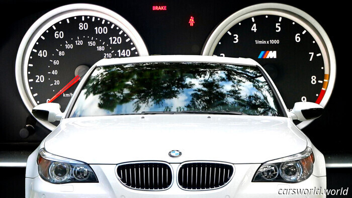 Probablemente este sea el BMW M5 V10 con menos millas en Estados Unidos | Carscoops
